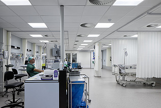 Foto van de nieuwe recovery in ZMK (Ziekenhuis Maas en Kempen) in Maaseik.