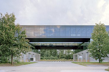 Mo-Thor Genk Foto van Mo-Thor in Thor Park Genk, een multifunctioneel gebouw bestaande uit productievloer, labo- en testruimtes en kantoorruimtes.
