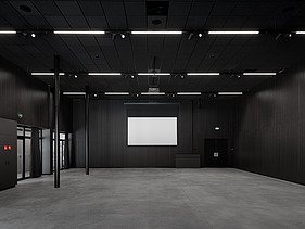 Photo of the event hall of De Gendarmerie, a multipurpose social community center in Aalst.