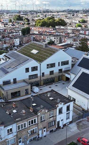 Aerial view of the new Lyceum Lakbors (Focus Noord) in Deurne.