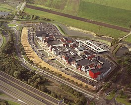 Factory Outlet Center Rosada in Roosendaal Photo of the Factory Outlet Center Rosada in Roosendaal: a modern shopping complex.