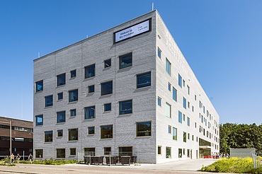 Foto van Bio-Incubator, gelegen in het Arenbergpark in Heverlee.