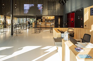 Foto van de foyer van cultureel centrum Cultuurhuis Herbakker in Eeklo.