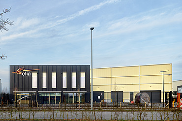 Foto van het nieuwe service center voor Elia in Kruisem.