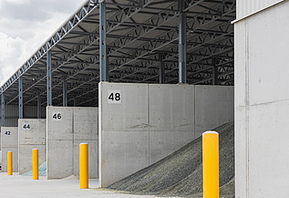 Photo of a hangar at the new GRL Glass Recycling and Logistics site in Beringen.