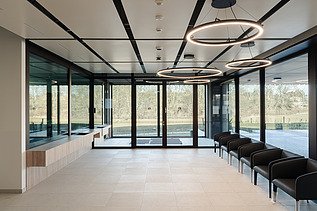 Image of the lobby in the Voer and Dijle Police Station of in Tervuren-Vossem.