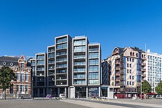Foto van de voorgevel van residentie Books aan het Kolonel Dusartplein in Hasselt.