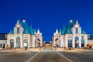 Designer Outlet Center Vancouver, Canada Photo of a plaza at Designer Outlet Center Vancouver in Canada.