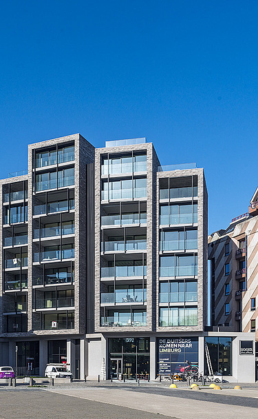 Photo of the front facade of residence Books at Kolonel Dusartplein in Hasselt.