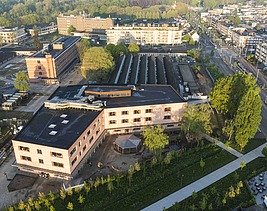 Photo prise par un drone du GO ! STrEaM Campus Groot Schijn à Deurne.