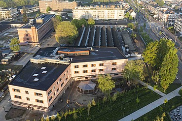Dronefoto van GO! STrEaM Campus Groot Schijn in Deurne.