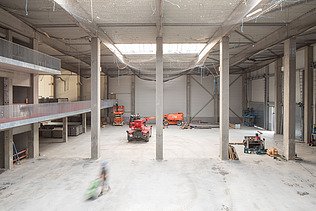 Foto van het magazijn in het nieuwe Elia Service Center in Kruisem.
