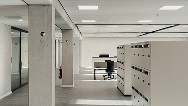 Photo d'un bureau du commissariat de police Voer et Dijle à Tervuren-Vossem.