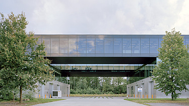 Mo-Thor Genk Photo of Mo-Thor at Thor Park Genk, a multipurpose building consisting of production floor, lab and test areas and office spaces.