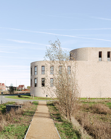 Photo of the façade of the Voer and Dijle Police Station in Tervuren-Vossem.