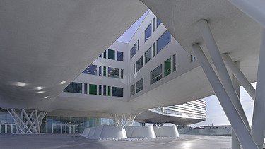 Detailfoto van het exterieur van AZ Zeno in Knokke.