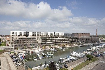 Photo du Quartier Bleu sur le Kanaalkom à Hasselt, un projet de développement multifonctionnel à grande échelle.