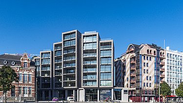 Foto van de voorgevel van residentie Books aan het Kolonel Dusartplein in Hasselt.
