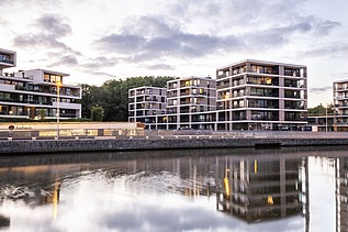 Residence Vaartdijk Bruges Evening photo of Residence Vaartdijk in Bruges.