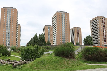 Photo of the Venezuela towers, six social housing towers in Antwerp-Luchtbal.