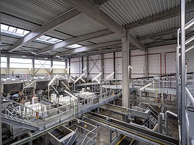 Photo of the inside of Biosort in Beringen, a waste processing and sorting plant.