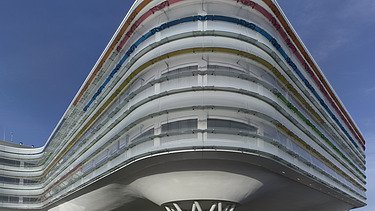 Detailfoto van het exterieur van AZ Zeno in Knokke.